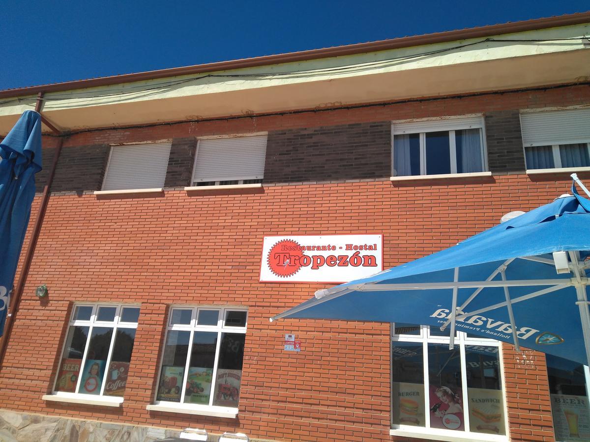 Hostal El Tropezon Matallana de Valmadrigal Εξωτερικό φωτογραφία