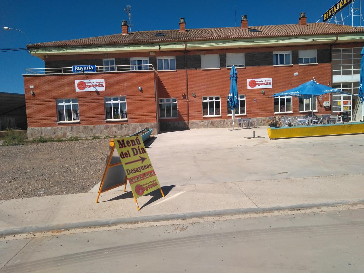 Hostal El Tropezon Matallana de Valmadrigal Εξωτερικό φωτογραφία